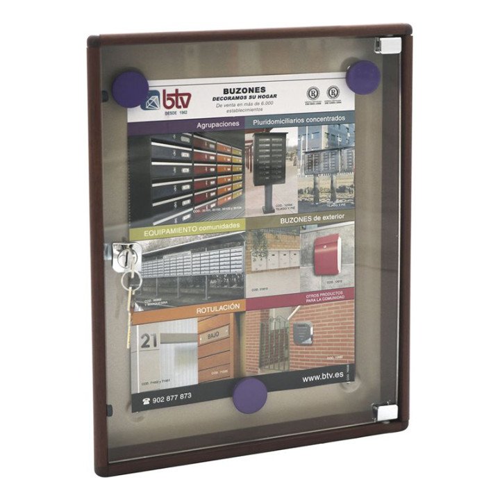 <p>Tablones de anuncios para comunidades y hogar.<br />Fabricados en perfil extrusionado de aluminio, en varios acabados para el