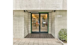 Qué nivel de seguridad necesita un piso bajo en Bilbao frente a un ático